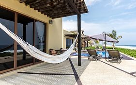 Vivo Resorts